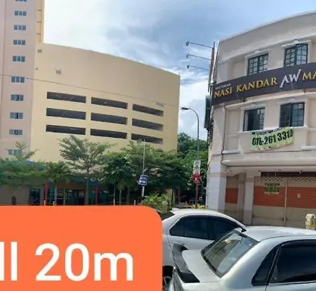 Orange Villa Hotel Near Palm Mall Seremban-2